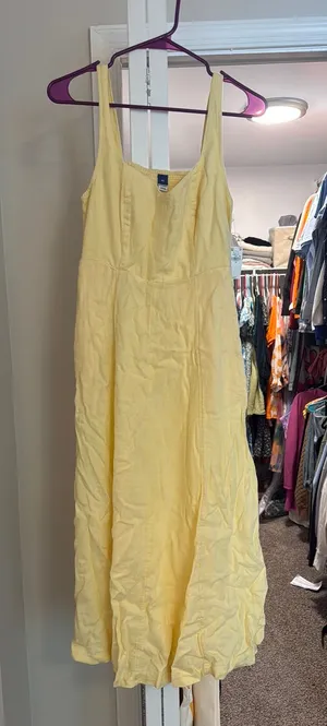 Old Navy Maxi Dress thumbnail 1