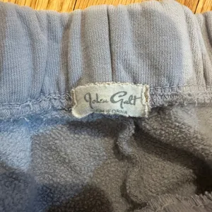 Brandy Melville John Galt Light Blue New York Rosa Sweatpants thumbnail 5