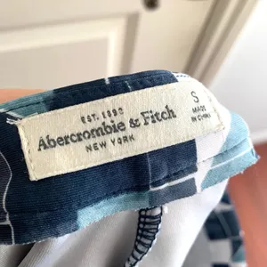 3/$15 Abercrombie & Fitch Abstract Geometric Print Skort in Blue thumbnail 8