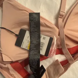 Emporio Armani Pink Pink Padded Bralette(Size Medium) thumbnail 7
