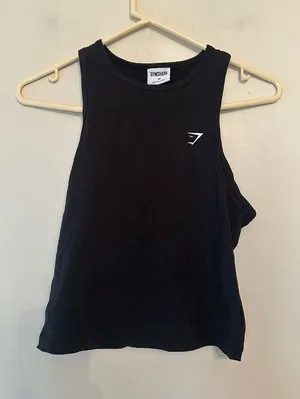 Women’s GymShark black tank top medium thumbnail 1
