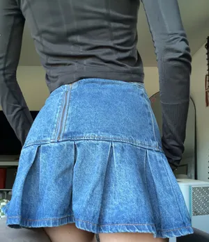 Lioness skirt thumbnail 2