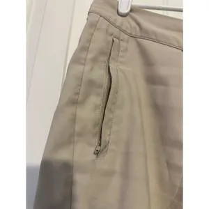 Nike Golf‎ Shorts Athletic Preppy Tan Khaki Zipper Pockets Size Medium M thumbnail 3