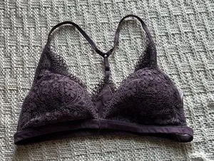 Victoria's Secret bra thumbnail 1