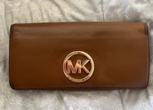 Michael Kors Wallet thumbnail 1