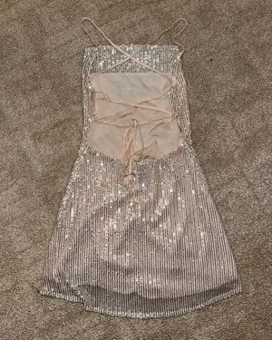 Dress thumbnail 2