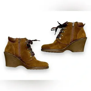 White Mountain Liberty Leather Wedge Booties Size 10 thumbnail 3