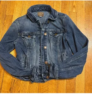 American Eagle Jean Jacket Size Medium  thumbnail 1