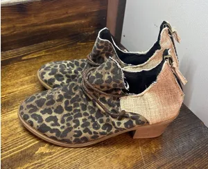 Leopard Print Ankle Boots Size‎ 39 (Size 8.5) thumbnail 1