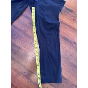 Lululemon Cropped Leggings Size 4 Black thumbnail 4