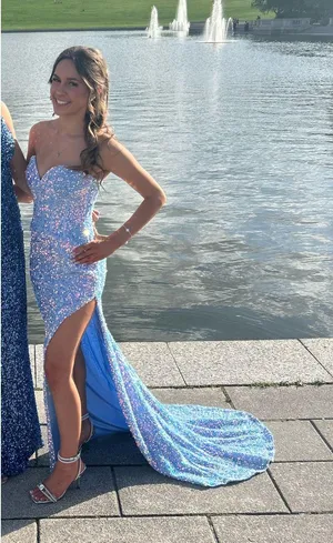 Sherri Hill Prom Dress thumbnail 2