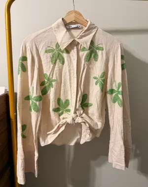 ZARA Leaf cropped blouse thumbnail 1