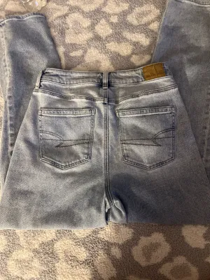 American Eagle Mom Jeans thumbnail 2
