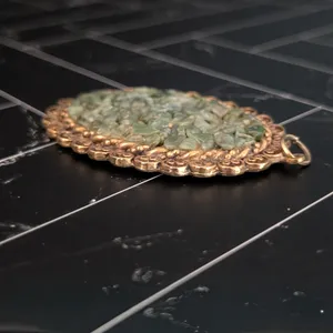 Vintage Pendant Very Large Statement Green & Antique Gold Tone Oval thumbnail 4