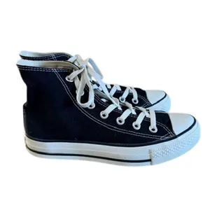 Converse Chuck Taylor All Star High Top Sneakers Women's 7.5 thumbnail 6