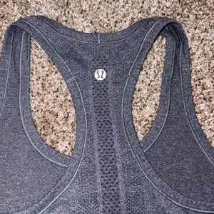 Lululemon Swiftly Tech Racerback Tank Heathered Grey Size 4 thumbnail 5