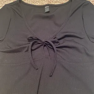 ‼️ Ribbed Top‼️ thumbnail 2