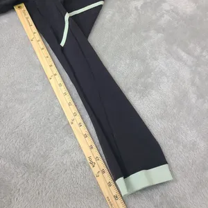 Women's Lululemon Black Stretch Pull On‎ Capri YOGA Leggings sz. 4 thumbnail 4