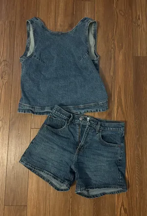 Abercrombie and Fitch denim set thumbnail 1