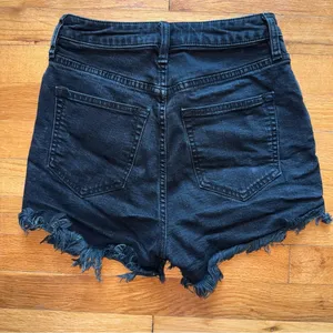 WE THE‎ FREE People Lasso Curvy Denim Shorts Black High Rise Raw Hem size 26 thumbnail 4