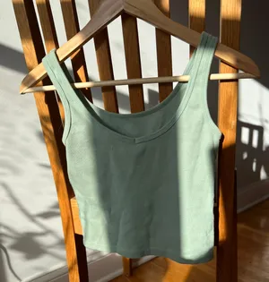 Green Top thumbnail 1