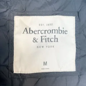 Abercrombie & Fitch Insulated Dark Grey Puffer Vest Coat Jacket Womens M thumbnail 15