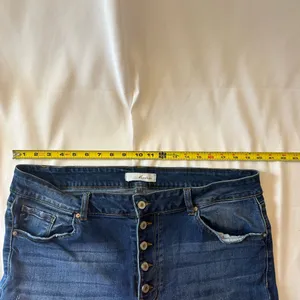 Kancan Women’s button fly size 20 W women’s denim￼jeans thumbnail 3