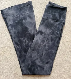Lululemon Align High-Rise Flare Pants Size 6 thumbnail 2