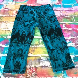 Z by Zella Womens Leggings Sz S Ikat Print Teal‎ Black Tie Dye Look Capri Length thumbnail 5