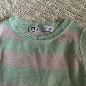 Zara Crop Top thumbnail 2