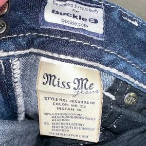 Miss Me Distressed‎ Cropped Jeans Size 29 Studded Pocket Stretch Denim thumbnail 5