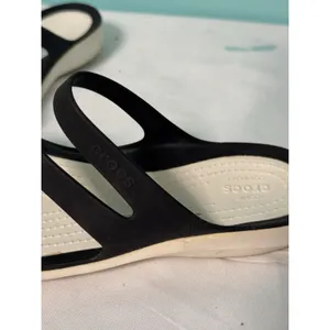 Crocs Swiftwater White Black Strappy Slide Sandals Womens Size 7 Iconic Slip‎ On thumbnail 5