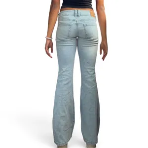 Low rise light wash Aeropostale flare jeans thumbnail 2