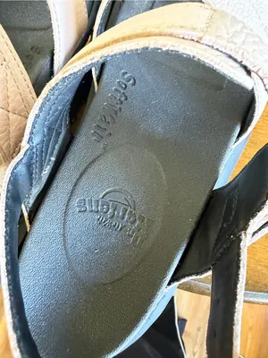 Dr. Martens NEW Women's Voss II Sandal Size 9 #260917 thumbnail 8