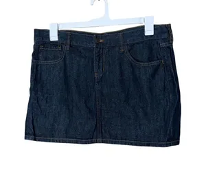 Old Navy Y2K Dark Wash Denim Mini Skirt‎ Size 12 Indigo Blue Cotton thumbnail 1