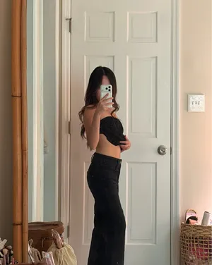 Hollister High-Rise Wide-Leg Jeans thumbnail 2