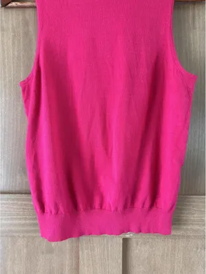 Babaton Aritzia Fushia Hot Pink Sweater Vest Sleeveless Women’s size Small thumbnail 2