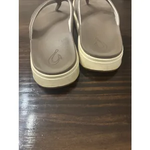 OluKai Nu'a Pi'o Women's Size 5 Beach Comfort Flip Flop Open Toe Sandals thumbnail 4