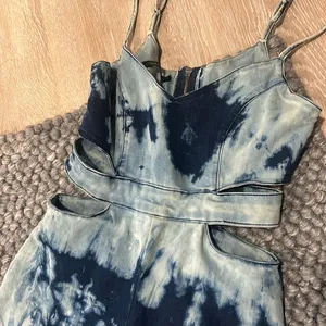 ^F GH^N‎ Tie Dye Denim Flare Jumpsuit Size P thumbnail 9