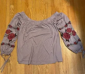 American Eagle Off the shoulder flowy top thumbnail 1
