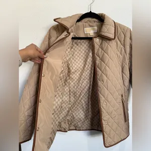 Michael Kors Quilted Jacket Tan Brown Trim Gold Zip Snap Coat Small thumbnail 4