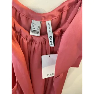 MNG By Mango Dress Women's Coral Halter Sleeveless Satin Lined Size 4 NEW thumbnail 3