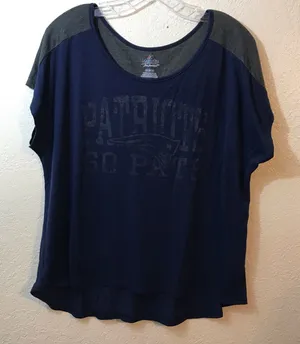 Patriots tee shirt SZ XL thumbnail 1