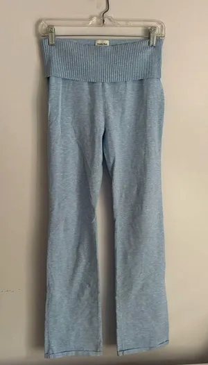 Sunday Best Aritzia blue fold over leggings thumbnail 1