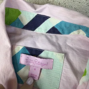 Women's Lilly Pulitzer Size 8 Button Flip Cuff Pink Blouse thumbnail 3