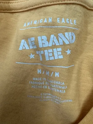 American Eagle Rolling Stones Band Yellow Short Sleeve Graphic Tee Size Medium thumbnail 4
