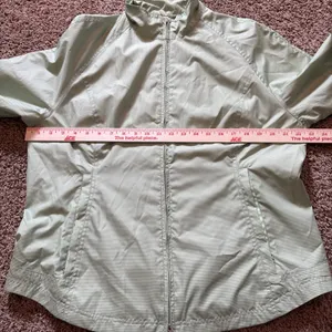 the Cutter & Buck Roam Eco Full‎ Zip Womens Jacket Poplar Green Size XL NWT thumbnail 5