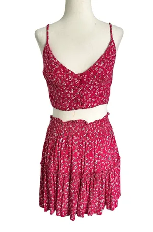 Princess Polly Rose Pink Floral Crop Top Full Skirt Set Women Size 4 | 68-15 thumbnail 1
