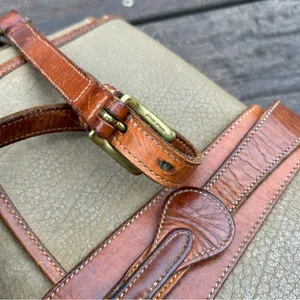 Tan Vintage Pebble Leather Dooney & Bourke Crossbody Purse All Weather Leather thumbnail 9