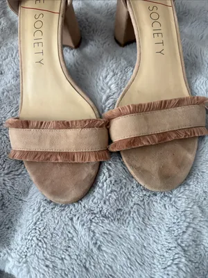 VGC Sole Society Tan Suede Fringe Ankle-Strap Block Heels SIZE 9.5 (41) thumbnail 3